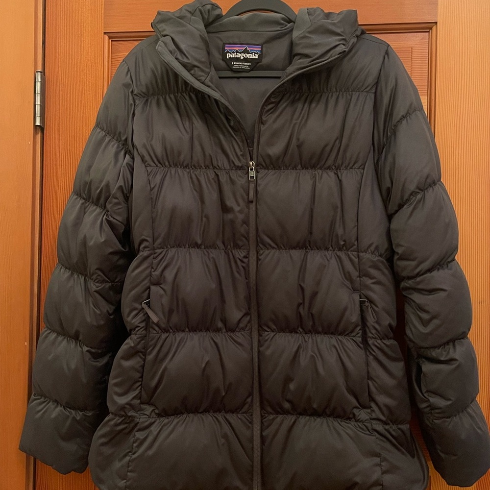 Women’s Patagonia Puffer Jacket- sz Large